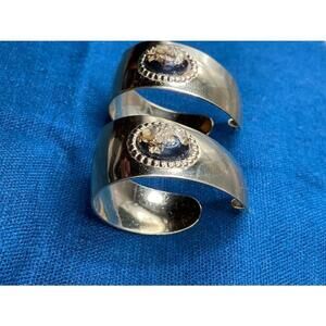 Vintage 80s large hoop earrings w/ gold stone in resin